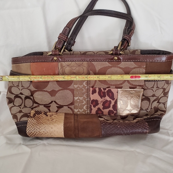 Coach patchwork hand bag - Picture 4 of 5